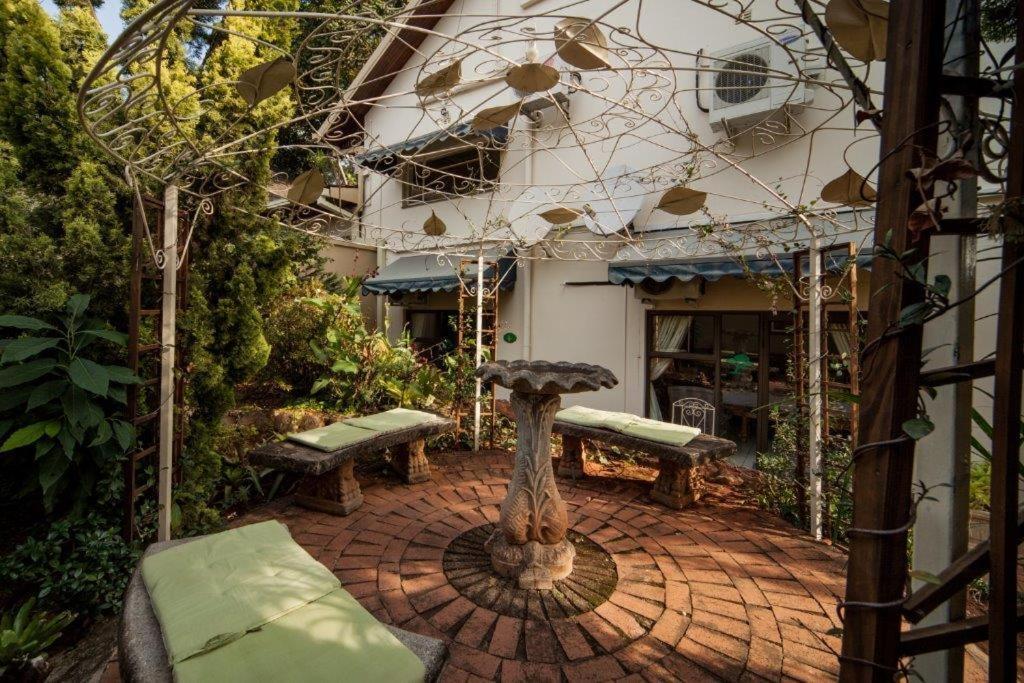 Tamboti Lodge Guest House Тзанеен Экстерьер фото